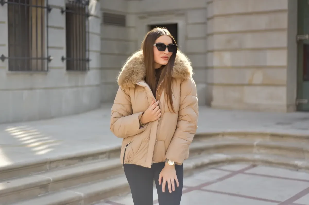 VA2031-2627 camel_02.webp