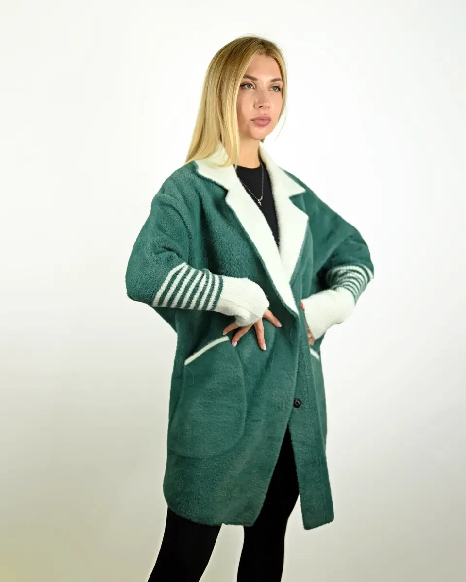 VA2001-2001 color 26-4_02.webp