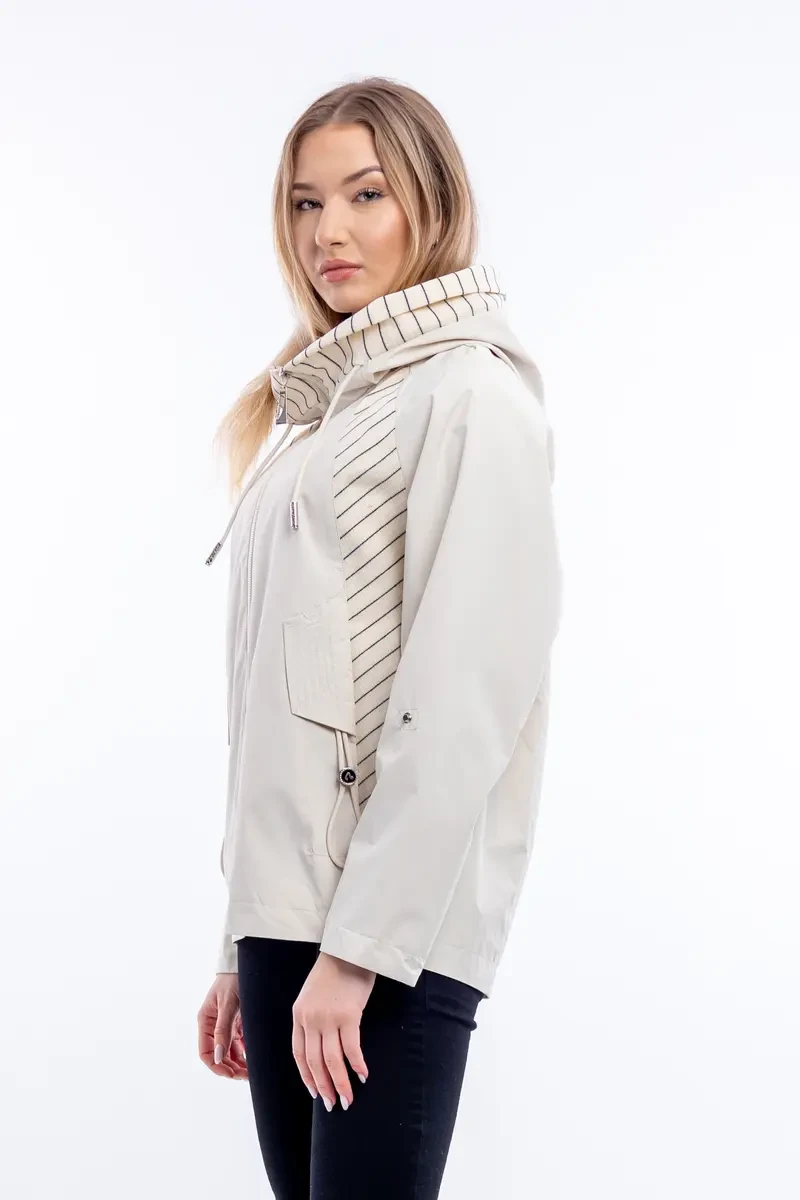 VA2082 - SC25-013 off-white PSKI0840.webp