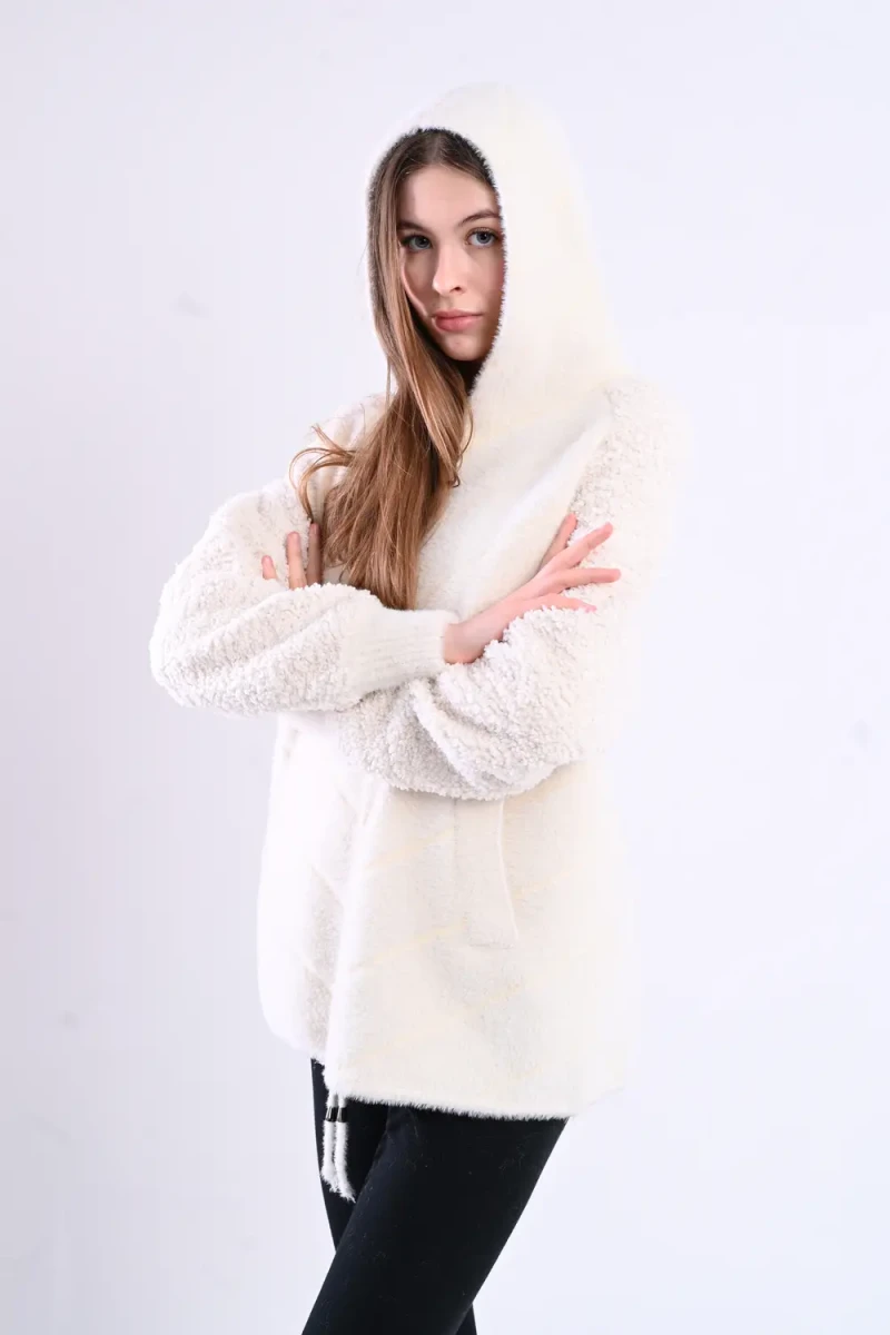VA2021-6657-color 04 - 7071.webp