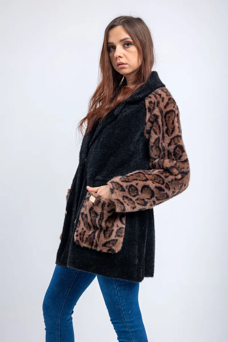 VA2061 - 82525 color 02 PSKI0171.webp