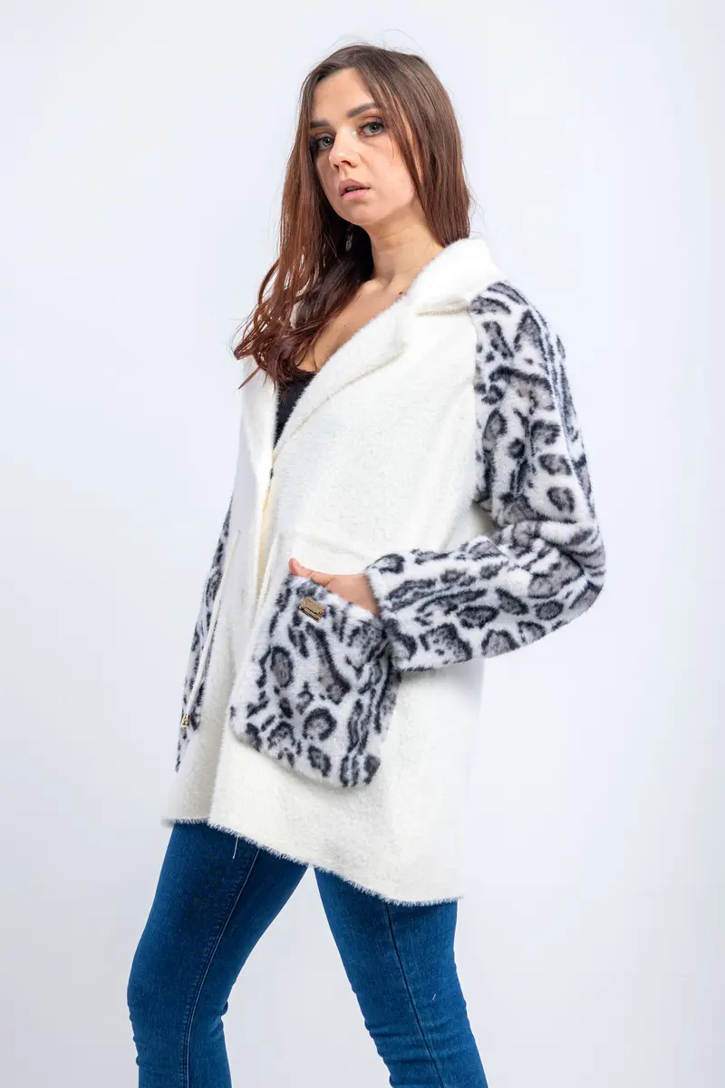 VA2061 - 82525 color 04 PSKI0164.webp