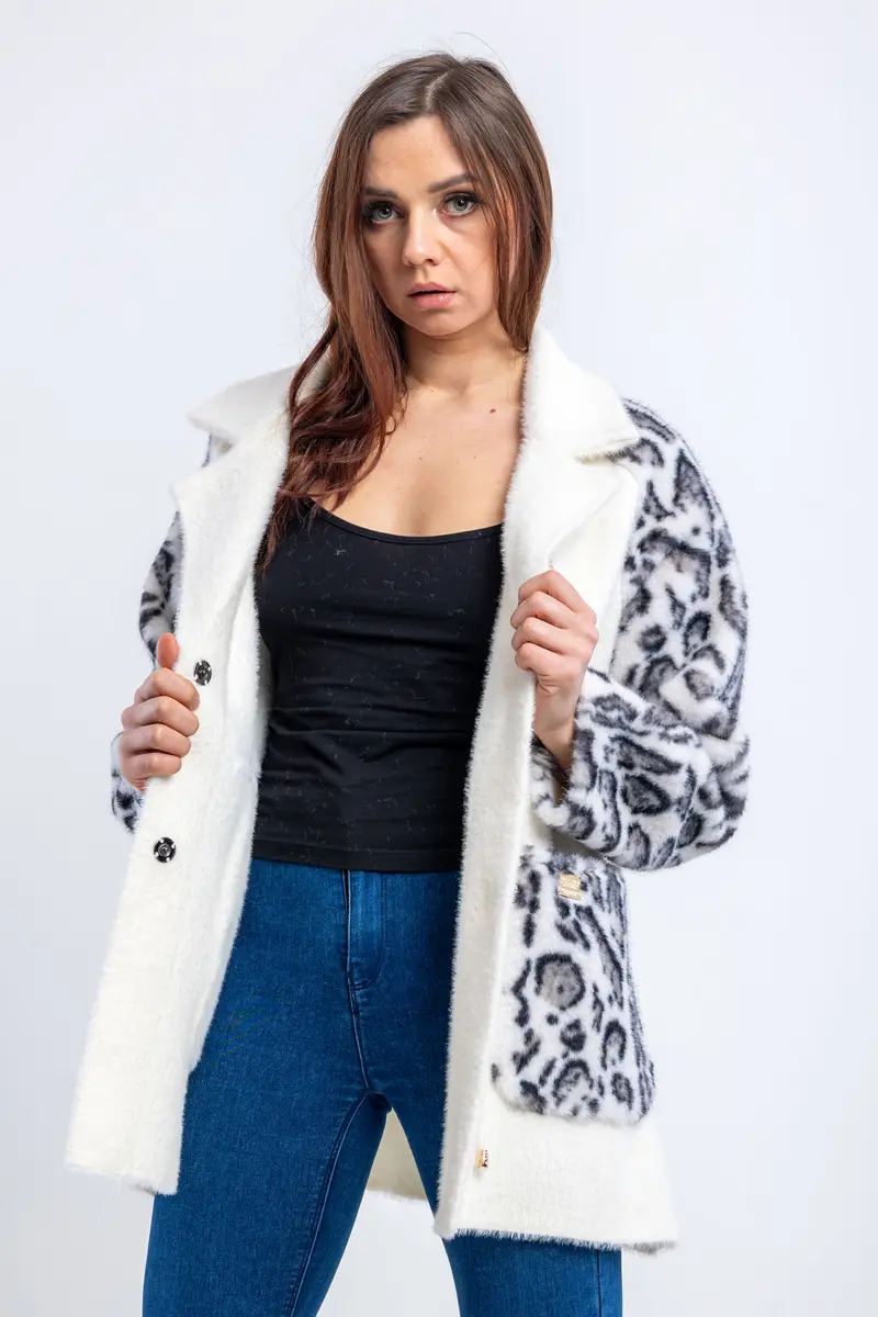 VA2061 - 82525 color 04 PSKI0168.webp