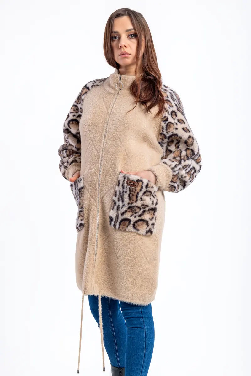 VA2065 - 82558 color 31 PSKI0072.webp